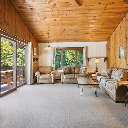 4-Bedroom Townhouse With Sauna Snow Flurry